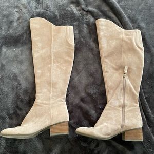 Dr. Scholls knee high cream suede boots